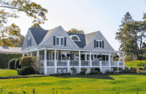 front of home with expansive lawn